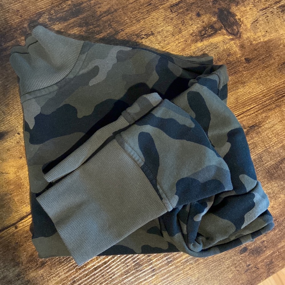Old Navy Pullover